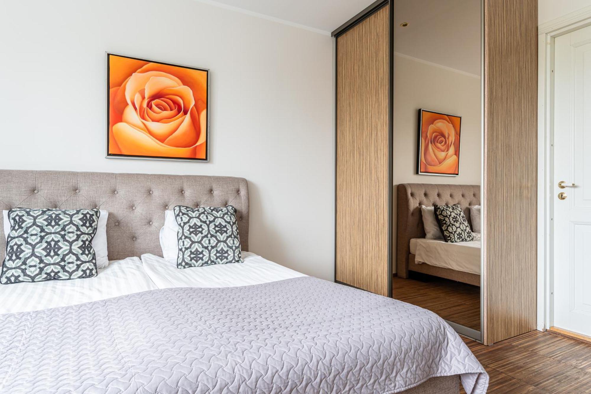 Yoga Residence Apartments ทาลลินน์ ภายนอก รูปภาพ