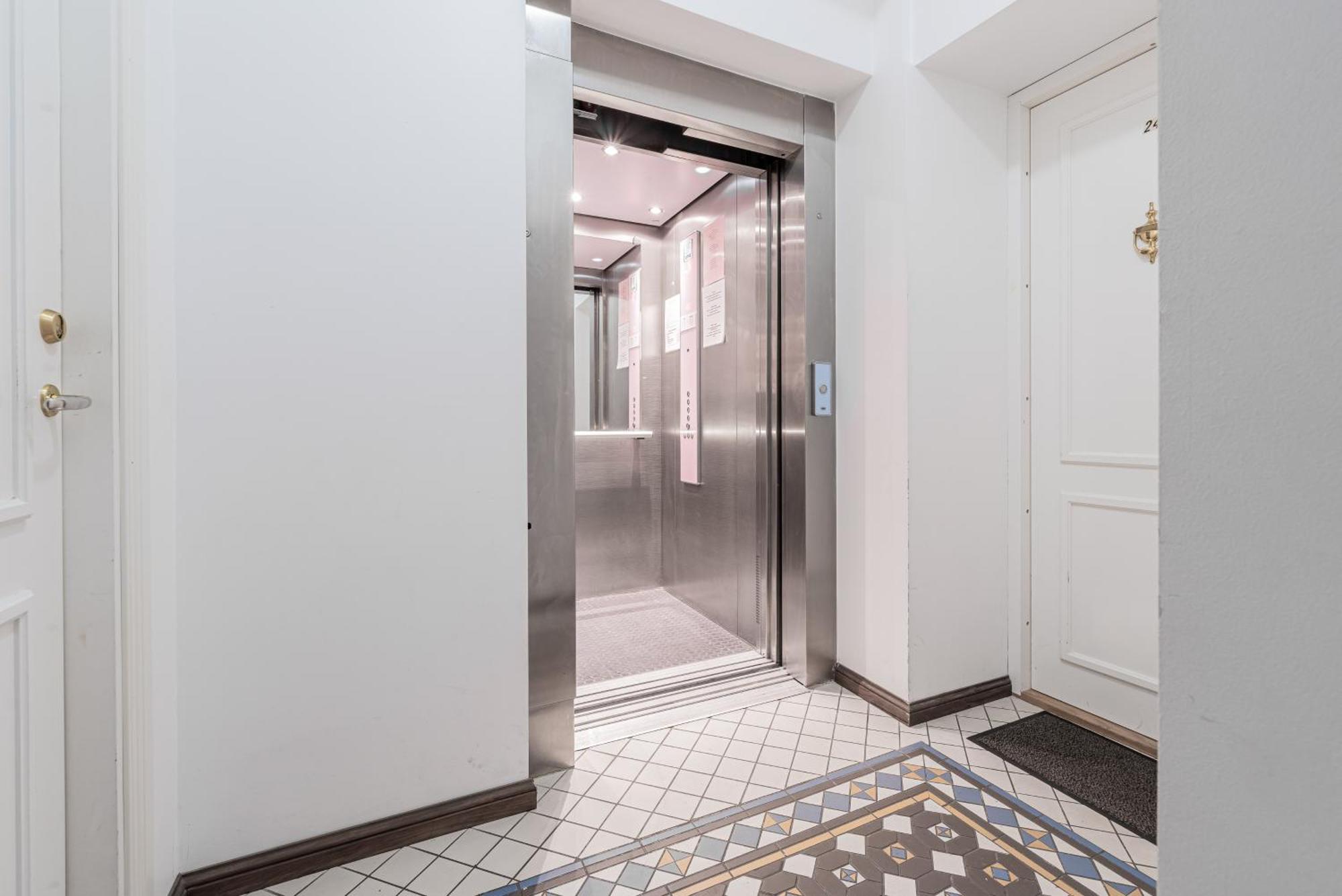 Yoga Residence Apartments ทาลลินน์ ภายนอก รูปภาพ